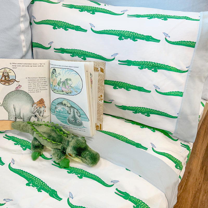 Sleep Tight Sheet Set - Gator Pond Pals with Buckhead Blue