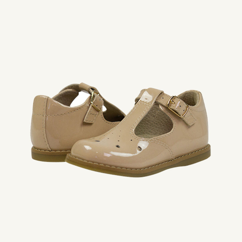 Footmates Harper Mary Jane - Newport Nude Patent