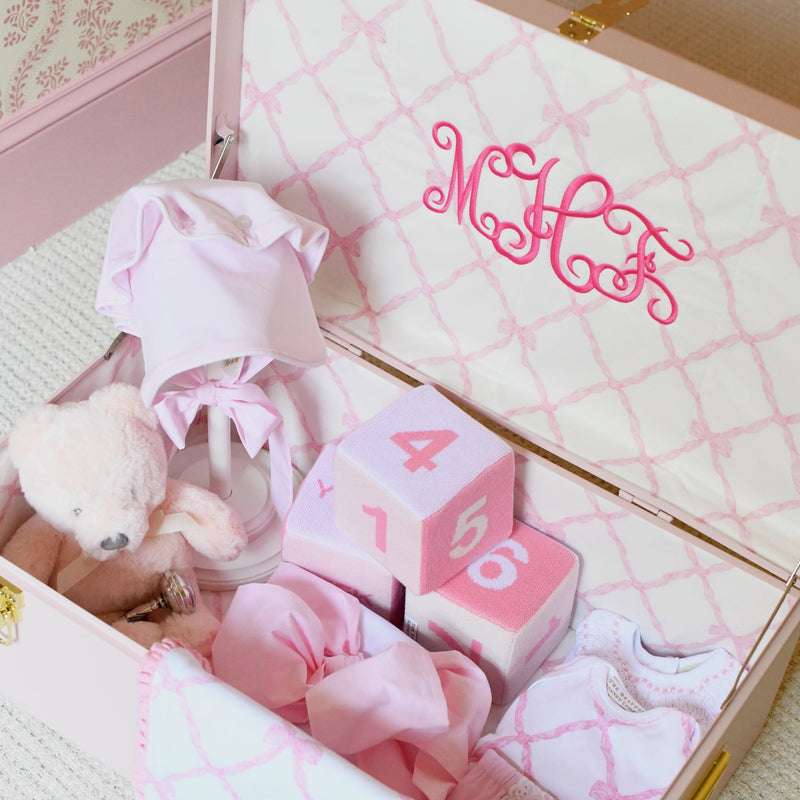 T.B.B.C. x Petite Keep Keepsake Trunk - Belle Meade Bow